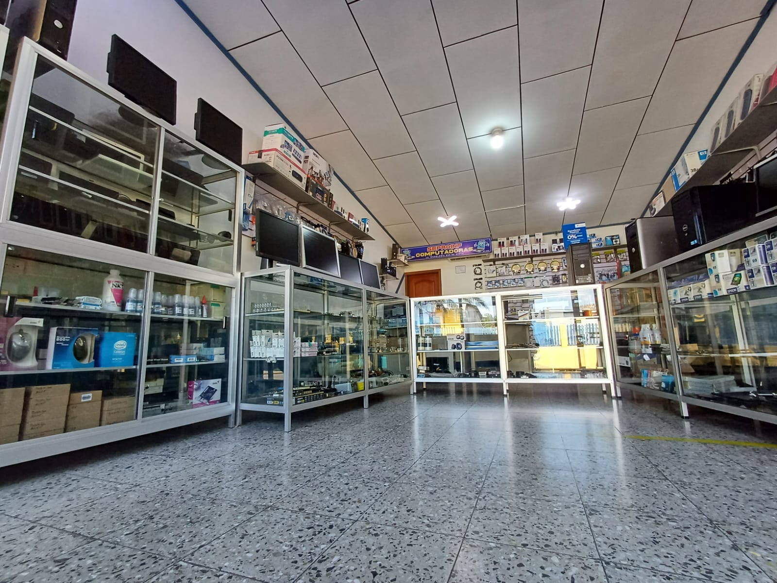 Fondo tecnológico profesional de Seproinf